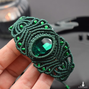 Duża bransoletka z kryształem - ciemna zieleń