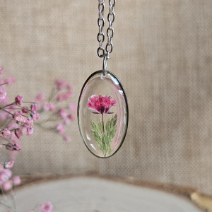 Srebrna zawieszka srebrny wisiorek naszyjnik żywica z żywicy kwiaty z kwiatami jajowata retro naturalna dziewczęca kobieca bukiet kwiatowy różowy