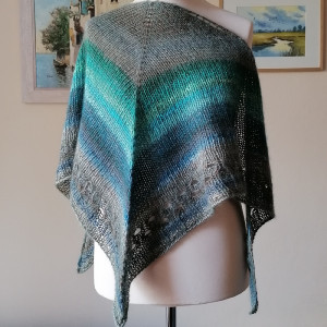 RĘCZNIE NA DRUTACH - Arctic - miła, szlachetna, ciepła chusta z japońską Noro