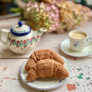 Szydełkowy rogalik - Croissant