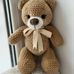 Miś ręcznie robiony w odcieniach brązu