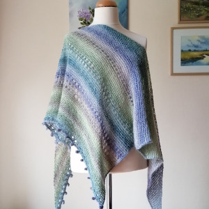 RĘCZNIE NA DRUTACH -Pastele - duża, lekka, ciepła chusta