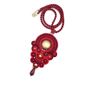 Wisiorek sutasz czerwono bordowo złoty „Elavia” elegancki