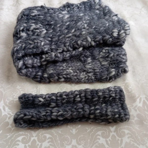 Nowy komplet szary komin i opaska, robione na drutach