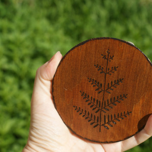 podstawka z paprocią