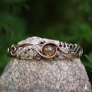 Bransoletka miedziana elficka wire wrapping z kwarcem dymnym