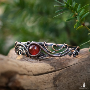 Bransoletka miedziana elficka wire wrapping z karneolem