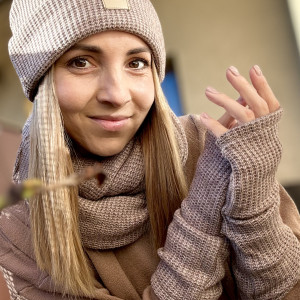 Czapka komin i rękawiczki