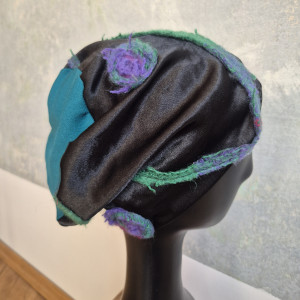 Czapka czarna zwariowana