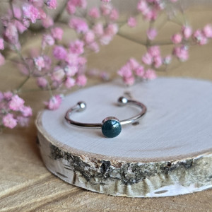 Srebrny pierścionek regulowany zielony brokatowy zielone oczko żywica butelkowa zieleń