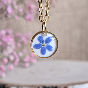 Zawieszka z niezapominajką