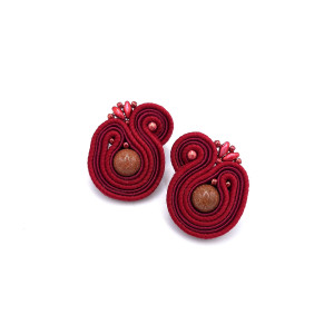 Kolczyki sutasz bordowe sztyfty „Largo” z piaskiem pustyni małe lekkie