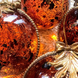 326,Boże Narodzenie-komplet 3 bombek z efektem bursztynu