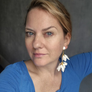 Klipsy białe kwiaty  duze lekkie