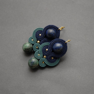 kolorowe kolczyki lub klipsy sutasz z chryzokolą