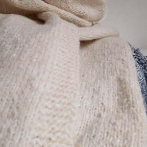 Szalik wełniany długi biały