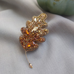 Broszka jesienny LIŚĆ DĘBU