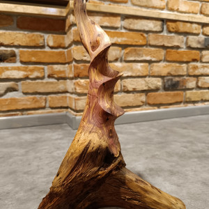 Wazon z drewna cisowego