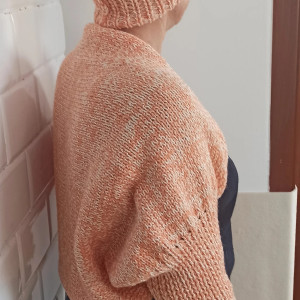 Komplet czapka plus narzutka, bolerko