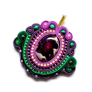 Sutaszowy wisior z jaspisem cesarskim