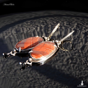 Kolczyki srebrne z jaspisem i spinelem wiszące