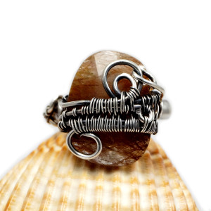 Kwarc z rutylem, Srebrny pierścionek zkwarcem, ręcznie wykonany, prezent dla niej, prezent dla mamy, prezent urodzinowy