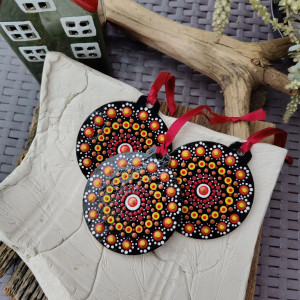 Komplet ręcznie malowanych bombek świątecznych - Mandala Czerwona