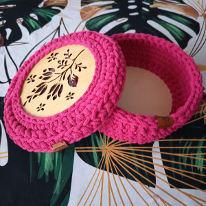 Koszyczek w malinowym  kolorze