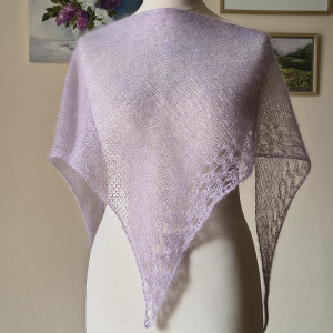 Zimowe bzy - eteryczna, piórkowa chusta z jedwabiu i moheru