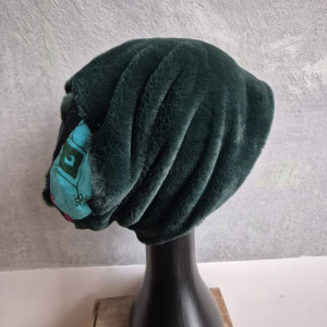 Futrzana  sztuczne futro ciemna zieleń czapka