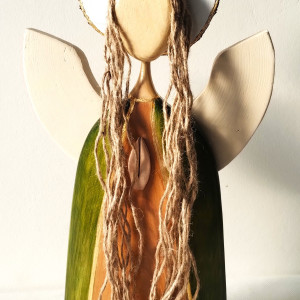 Anioł Świątecznej Obecności – prezent pod choinkę.