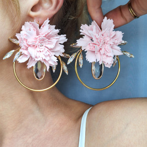 Kolczyki koła kwiaty goździki