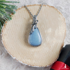 Naszyjnik Angelit "Niebiański Chłód" stal chirurgiczna wisiorek handmade wirewrapping