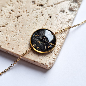 Bransoletka z żywicy kółko z dmuchawcem