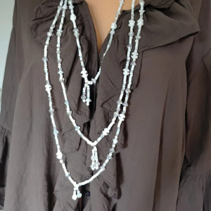 Naszyjnik Białe Korale Długie Kwiatki 25.164