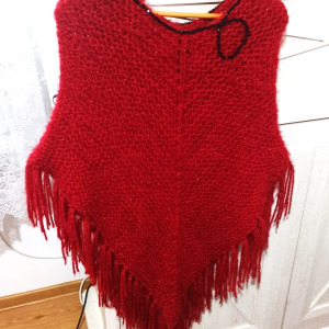 Ponczo wełniane karminowe połyskujące