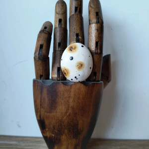 Pierścionek nakrapiany