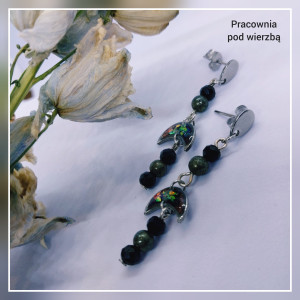 Długie kolczyki wiszące kosmos księżyc lunula kamienie naturalne stal ręcznie malowane