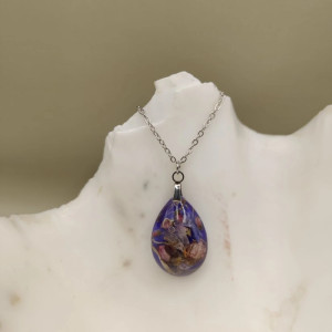 Komplet biżuterii handmade z żywicy z zatopionymi kwiatami