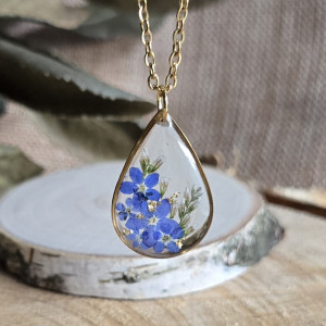 Złota zawieszka złoty wisiorek kwiat naszyjnik żywica z żywicy kwiaty łezka łza niezapominajka niezapominajki