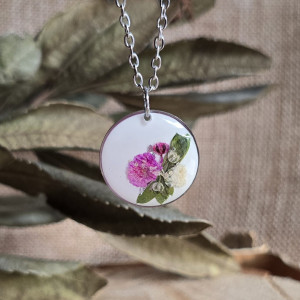 Zawieszka z suszonymi kwiatami