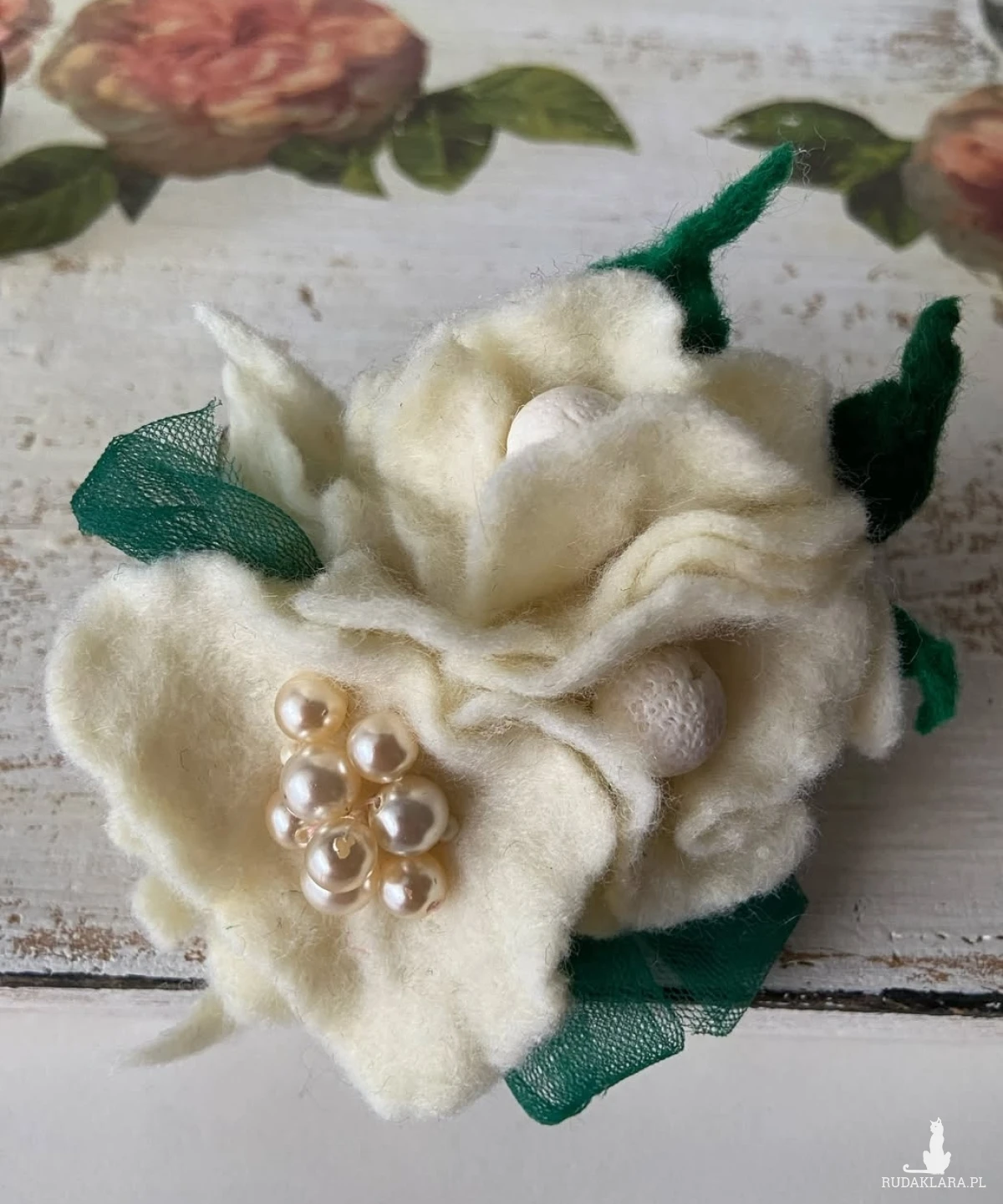 Wyjątkowa broszka kwiat z filcu