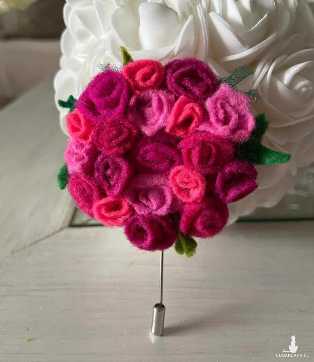 Bukiecik róż z filcu