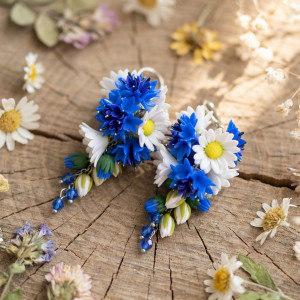 Kolczyki z chabrami i stokrotkami