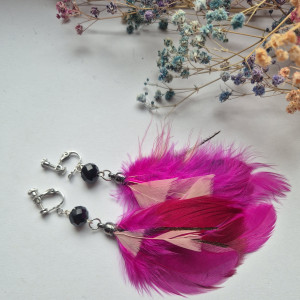 Klipsy różowe pióra