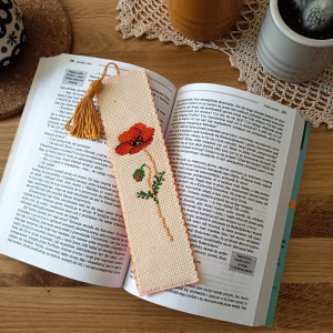 Haftowana zakładka do książki
