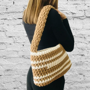 Mała torebka na ramię, prostokątna torebka damska.