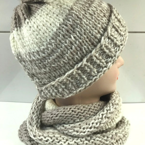 Nowy, ręcznie wykonany komplet (czapka + komin)