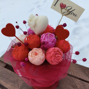 Walentynkowy box wykonany z naturalnego wosku sojowego