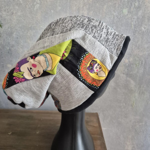 Czapka patchworkowa z Frida Kahlo